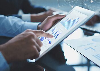 Improving decision accuracy of an anti money laundering solution